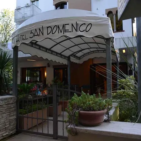Szálloda San Domenico Pinarella