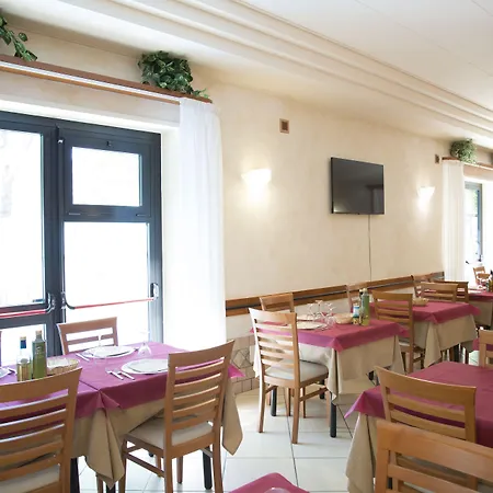 San Domenico Pinarella 3*