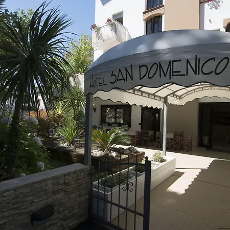 Szálloda San Domenico Pinarella